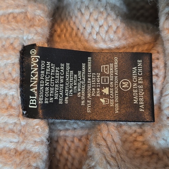 NWT*BLANK NYC Give It Back ribbed sweater shorts womens size Medium - Picture 5 of 8